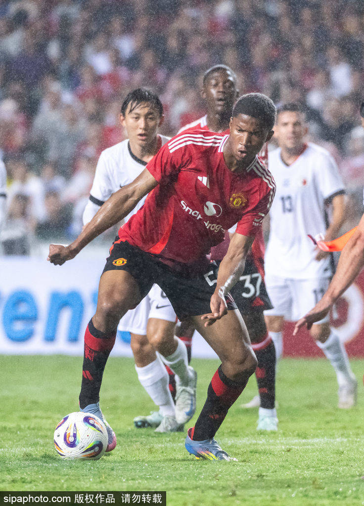 曼联2025/26赛季赛程曝光！死敌利物浦+升班马利兹联双重考验