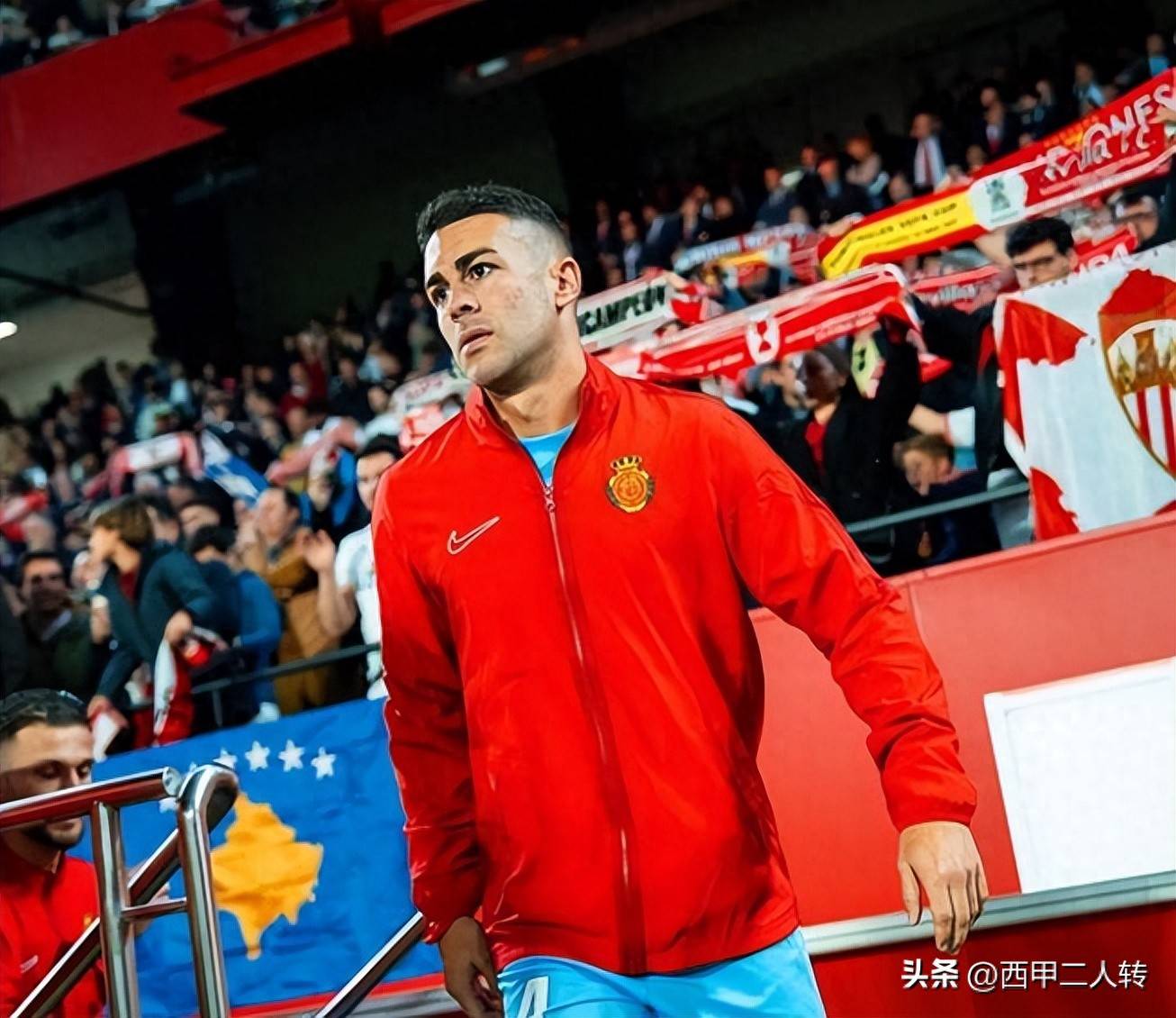 对坐替补席不满，西甲球队副队长被撤职